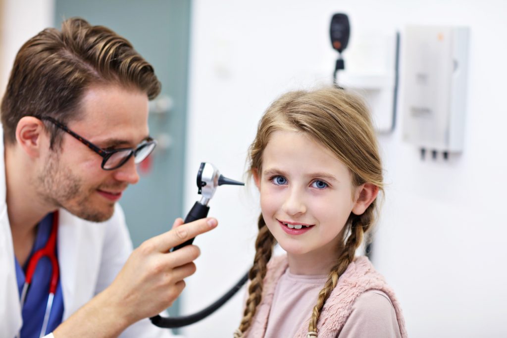 ENT Specialists: What Does an Ear, Nose & Throat Doctor Do? | HealthEngine  Blog